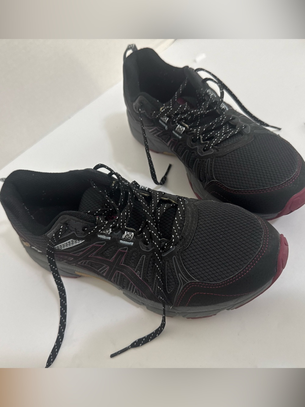 ASICS GEL-Venture 7 Trail Shoes Women’s Size 10